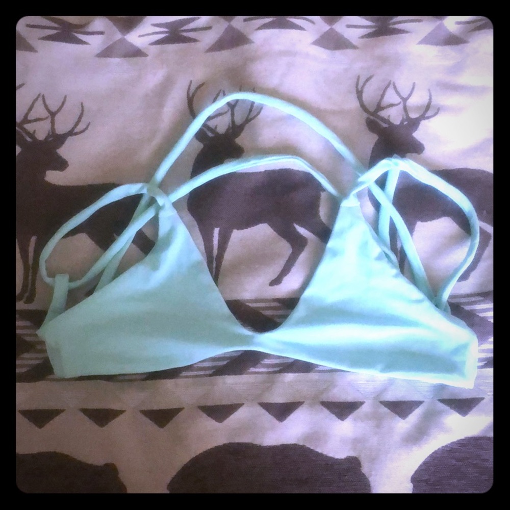 Moana bikini too size xs, like new never worn.